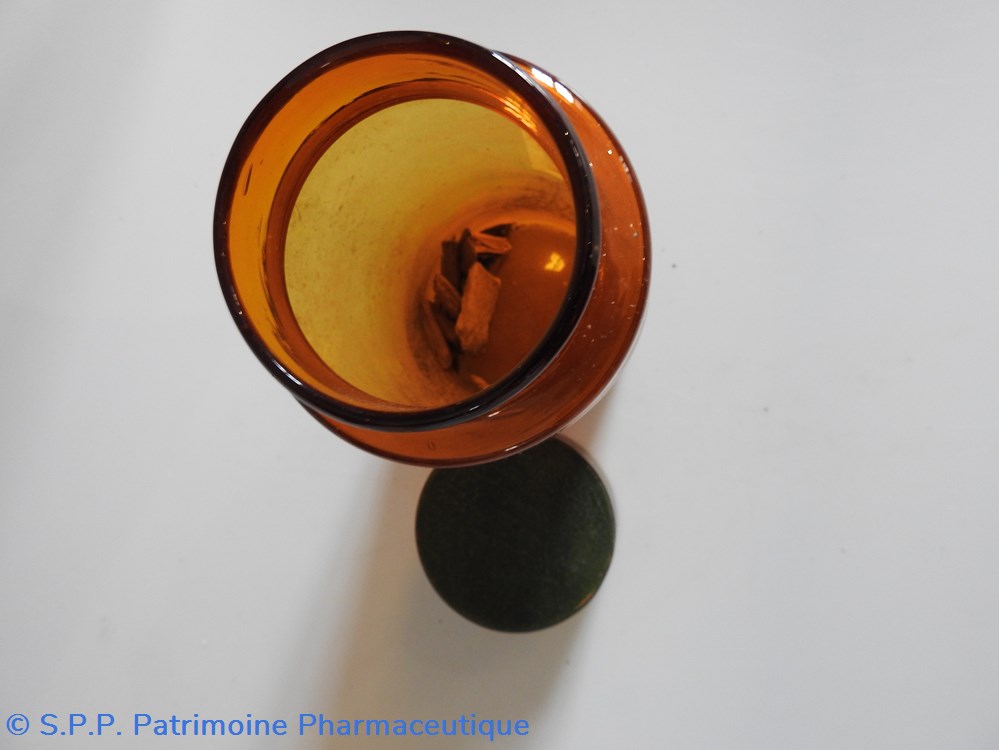 Quinquina Jaune 6 science pharmacie quinquina jaune