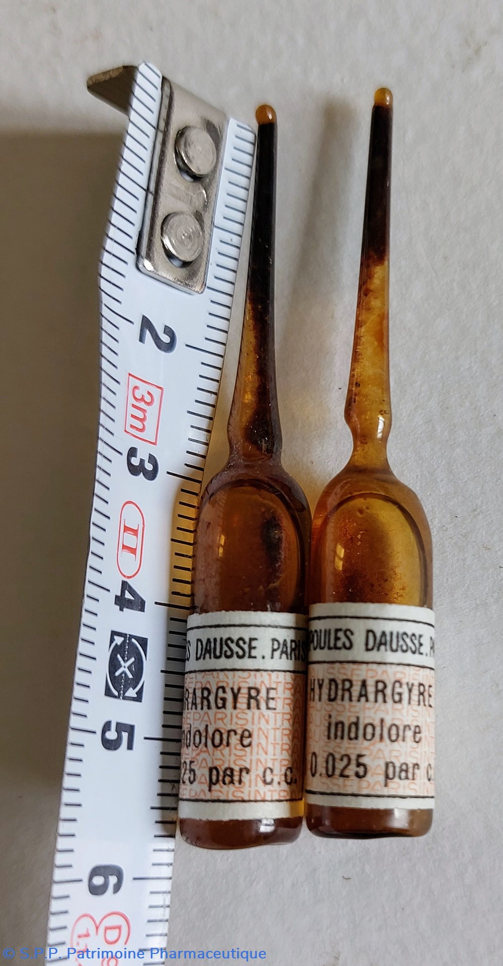 science ampoules dausse antisyphilitique et cutanee