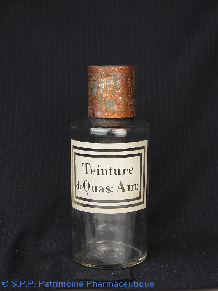 Flacon en verre petit modèle étiquette blanche Pharmacie RAVASSE science flacon en verre petit modele etiquette blanche pharmacie ravasse