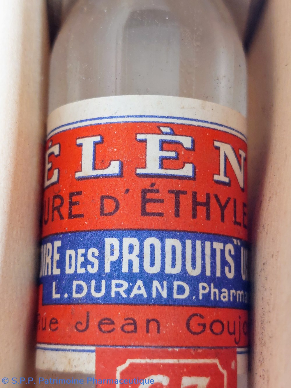 science kelene chlorure ethyle pur
