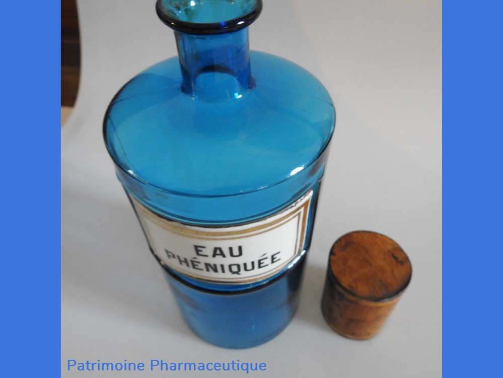 EAU PHÉNIQUÉE flacon G.M. 4 science pharmacie eau pheniquee flacon g m