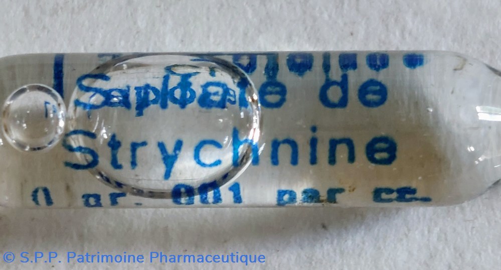 science pharmacie strychnine 50 tubes ampoules de 1 cc