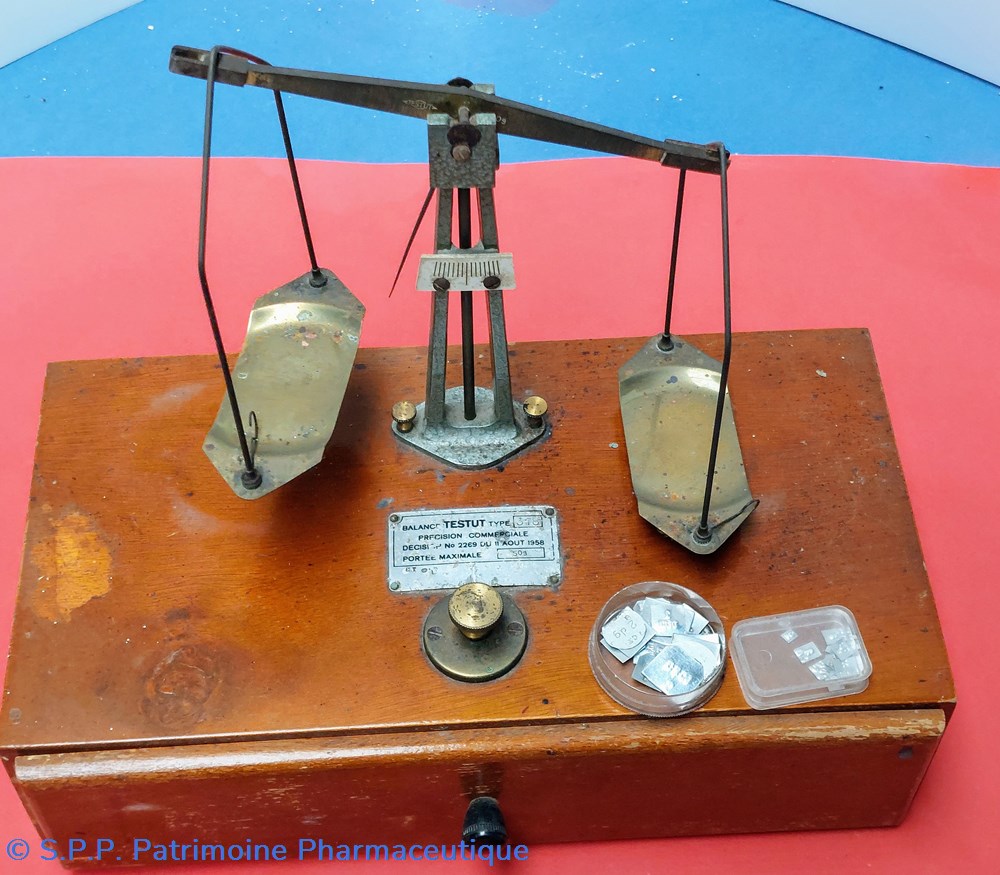 TREBUCHET Balance de précision TESTUT 6 science pharmacie trebuchet balance de precision testut