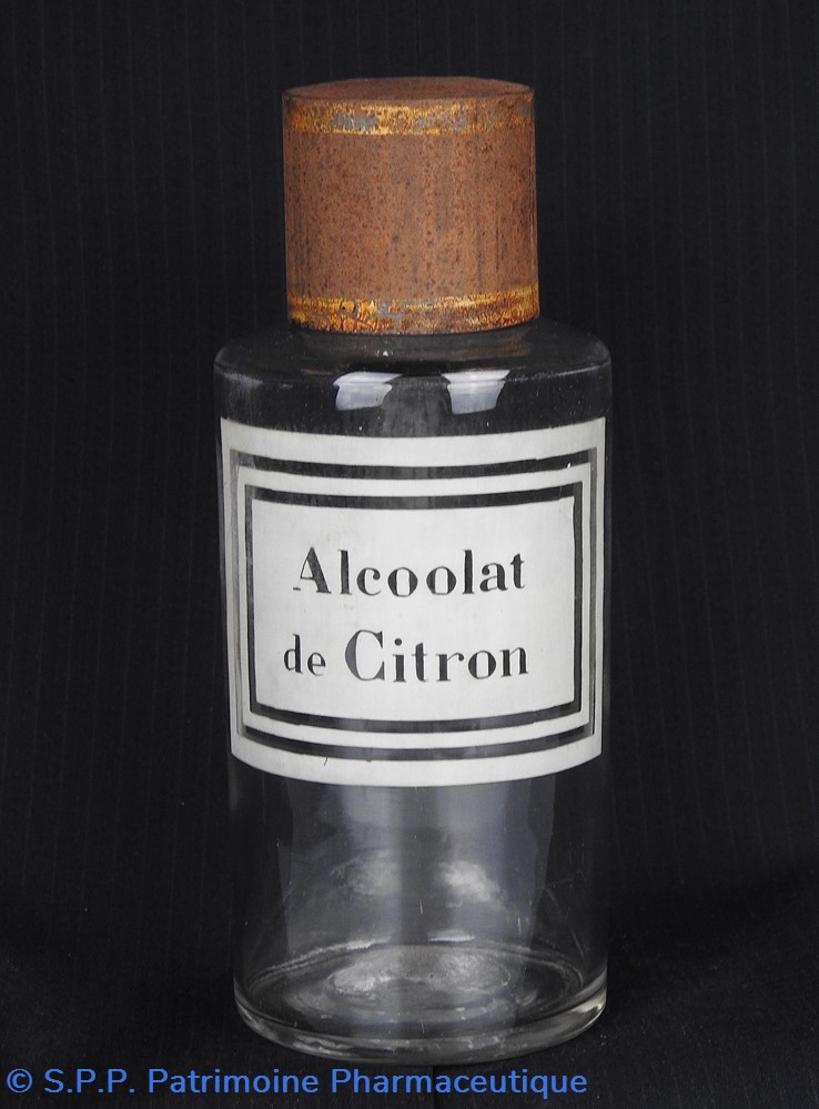 Flacon en verre petit modèle étiquette blanche Pharmacie RAVASSE science flacon en verre petit modele etiquette blanche pharmacie ravasse