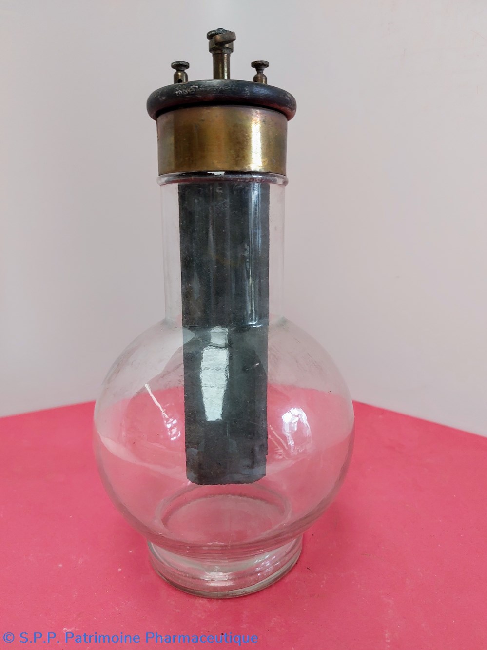 Pile de bichromate ou de Grenet science pharmacie pile de bichromate ou de grenet