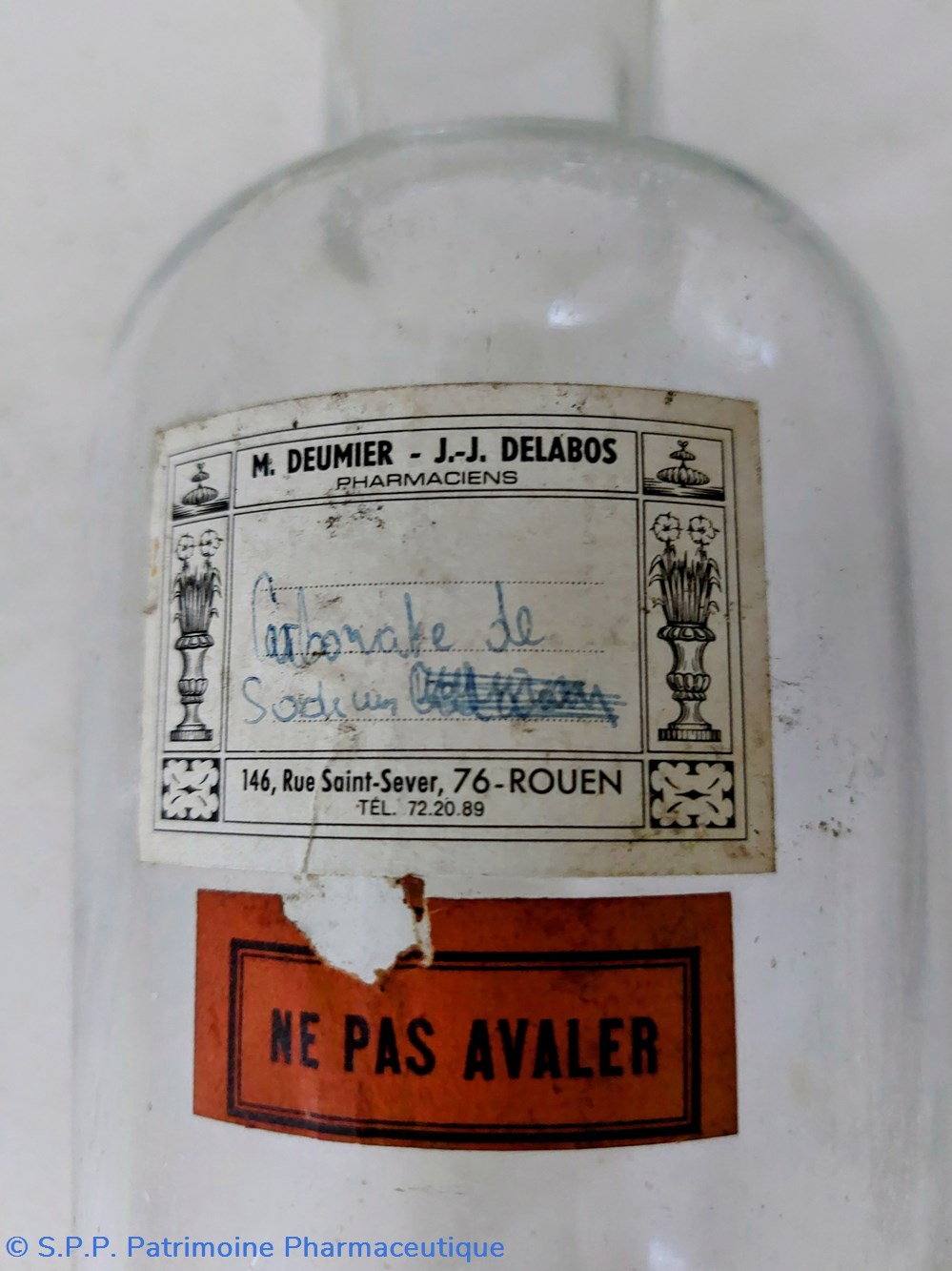 Carbonate de Sodium / Carbonate de Soude 3 science pharmacie carbonate de sodium carbonate de soude
