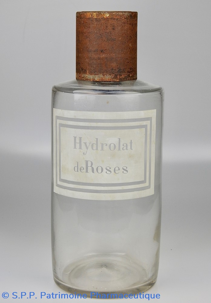 Flacon en verre très grand modèle étiquette blanche Pharmacie RAVASSE 4 science flacon en verre tres grand modele etiquette blanche pharmacie ravasse