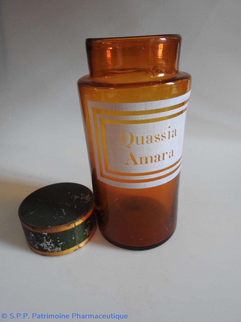 Quassia Amara science pharmacie quassia amara