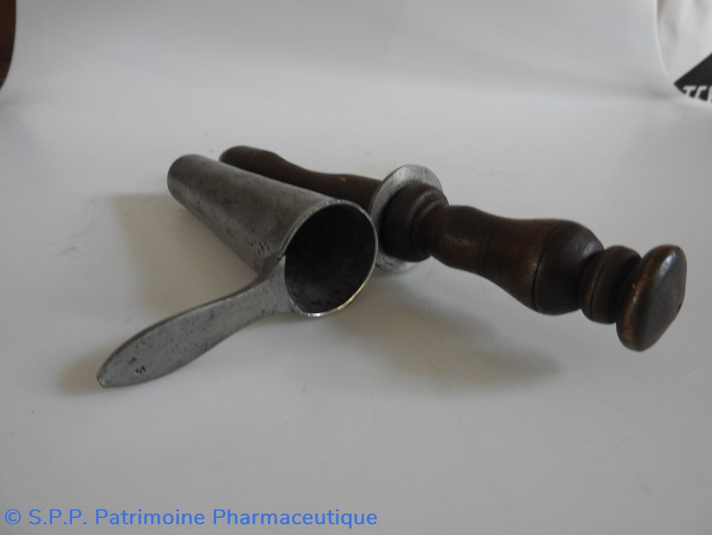 science pharmacie speculum avec embout en bois