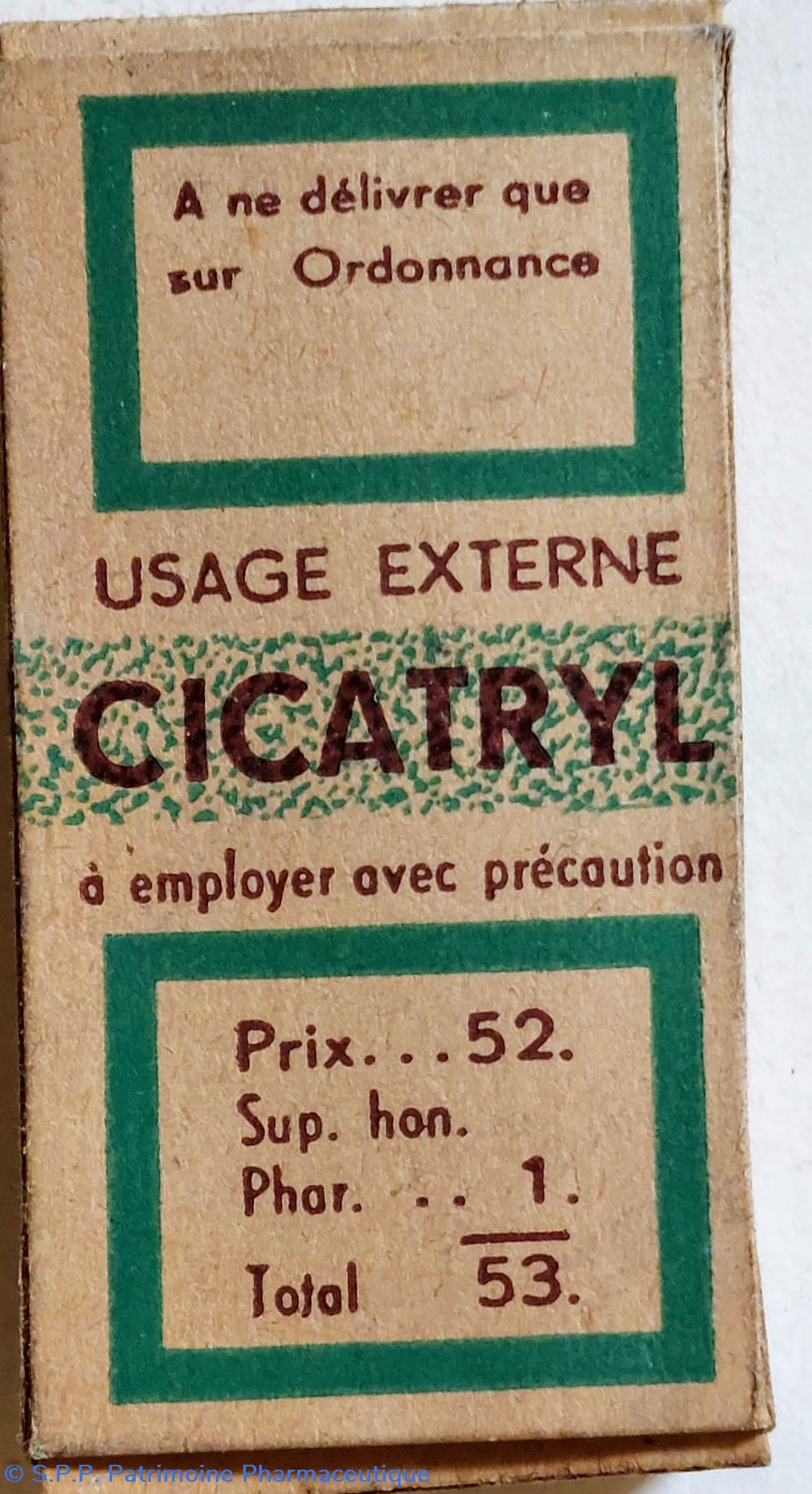 Le CICATRYL Flacon poudreur 2 science pharmacie le cicatryl flacon poudreur