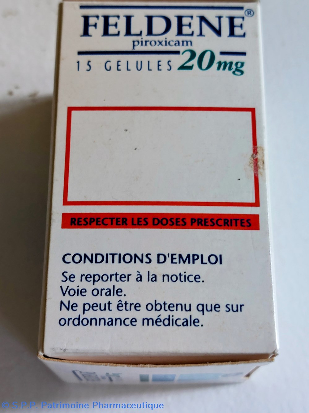 FELDÉNE -15 Gélules Piroxicam 20 mg. 2 science feldene 15 gelules piroxicam 20 mg