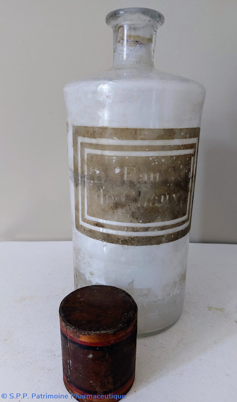 science pharmacie eau de chaux bouteille en verre 27 cm