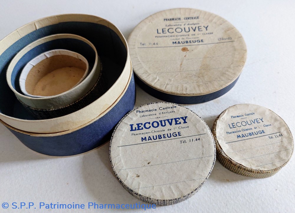 science pharmacie lot de 3 boites gigognes lecouvey
