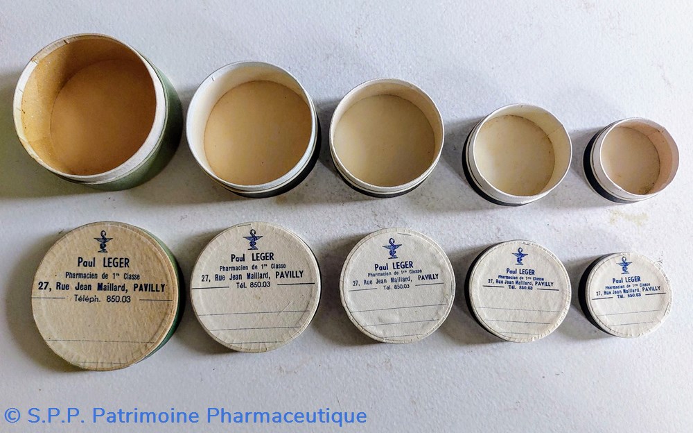 science pharmacie boites gigognes vides phie paul leger