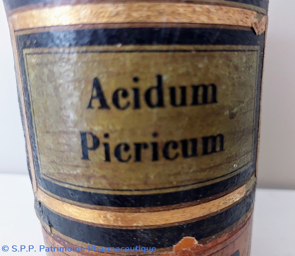 science pharmacie etiquette verte acidum piericum