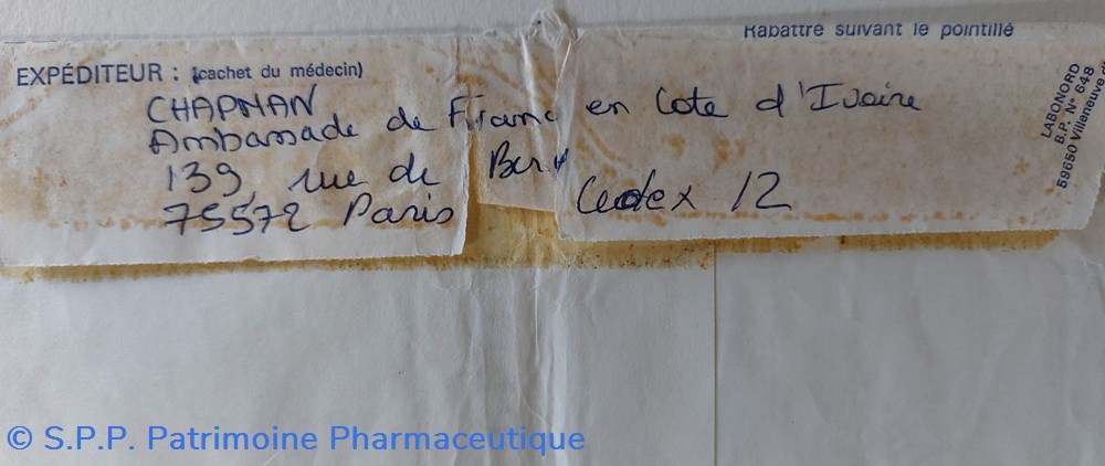 documents anciens enveloppe ambassade pour examens de sante