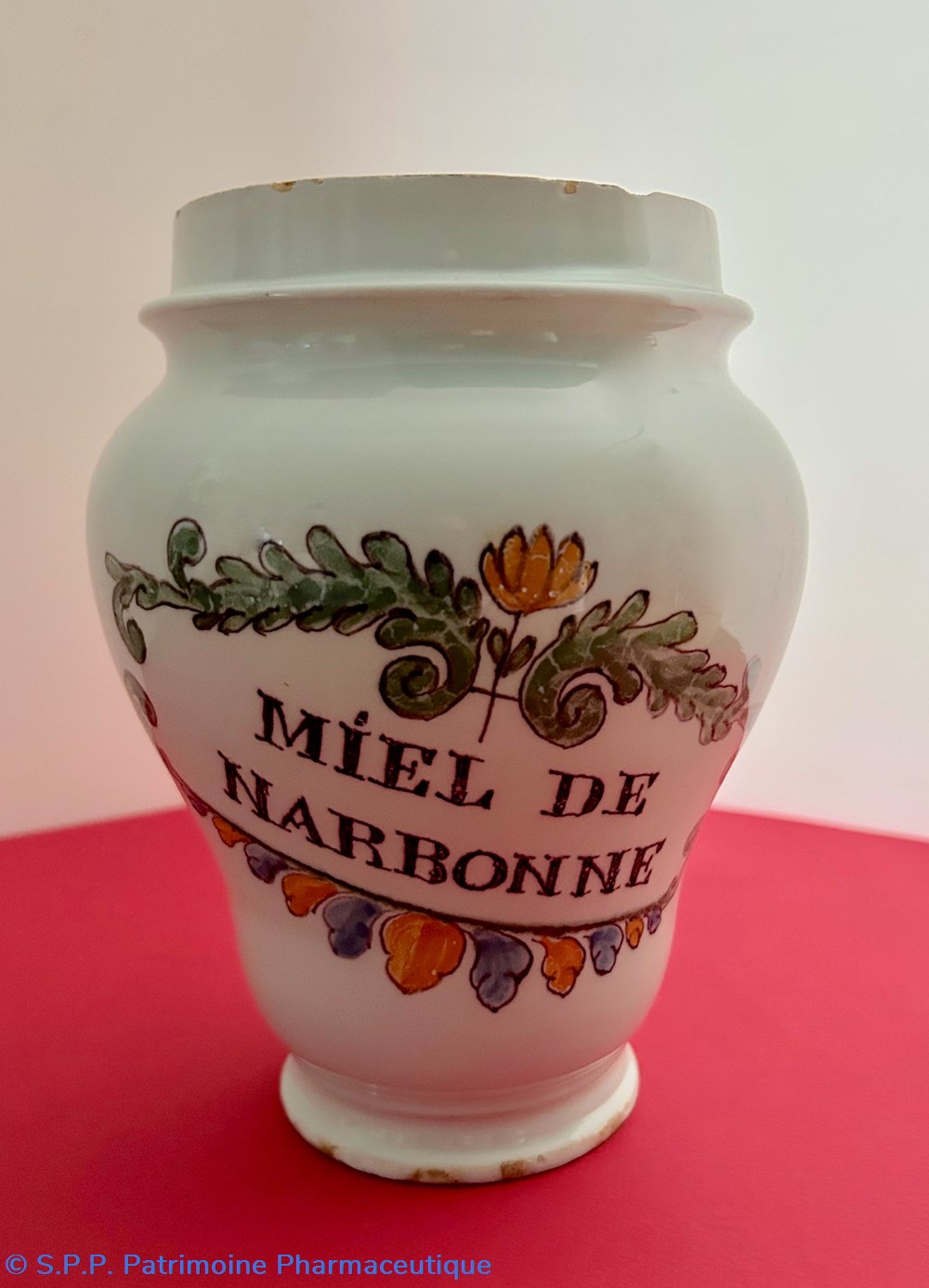 science pharmacie pot balustre comminges