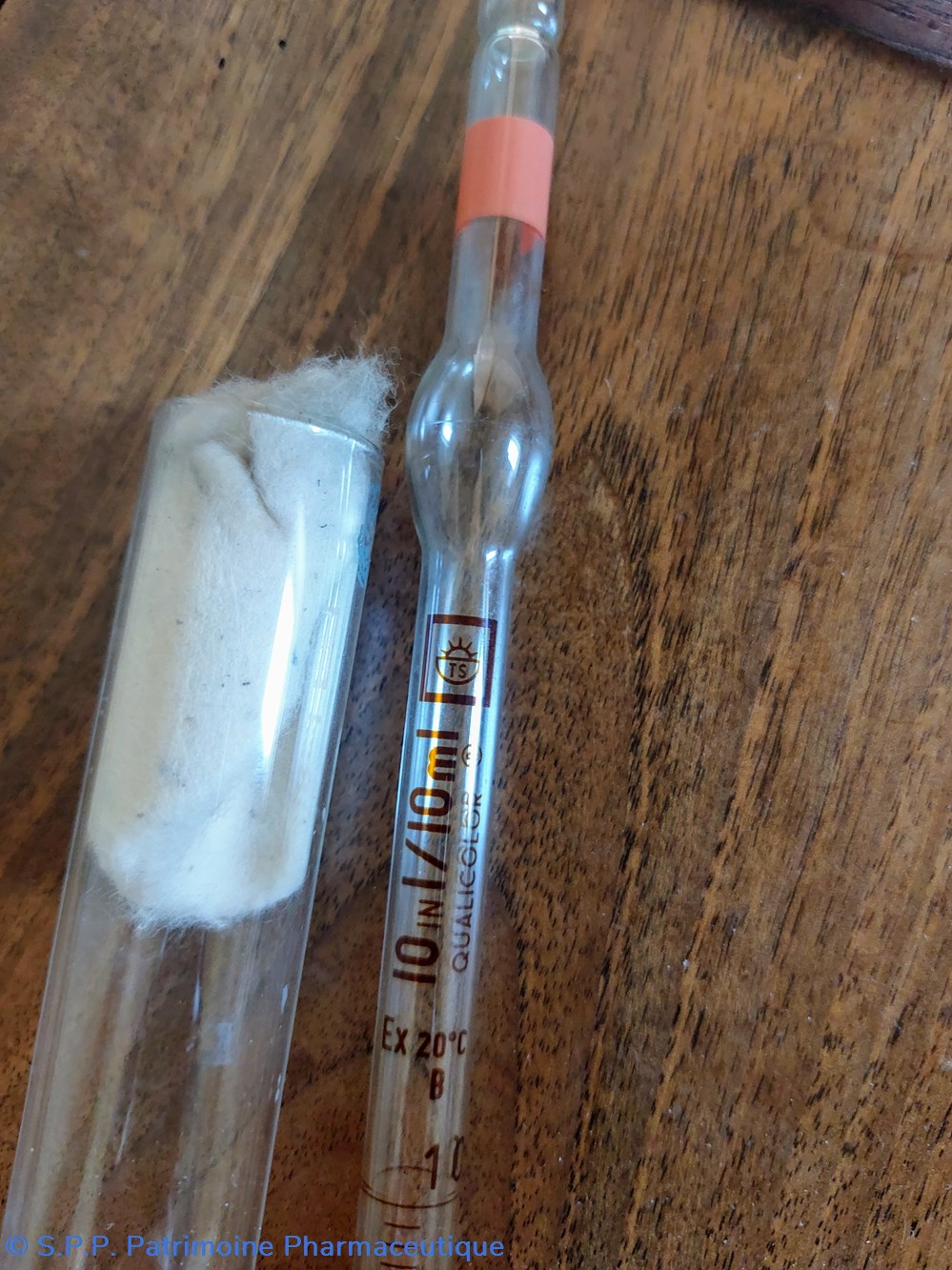 Pipette graduée 1 à 10 Qualicolor 2 science pharmacie pipette graduee 1 a 10 qualicolor