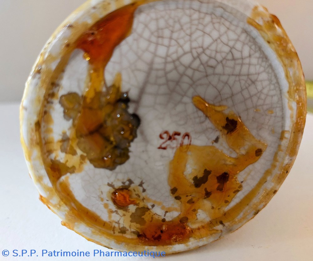 science pharmacie pot a onguent en terre vernissee