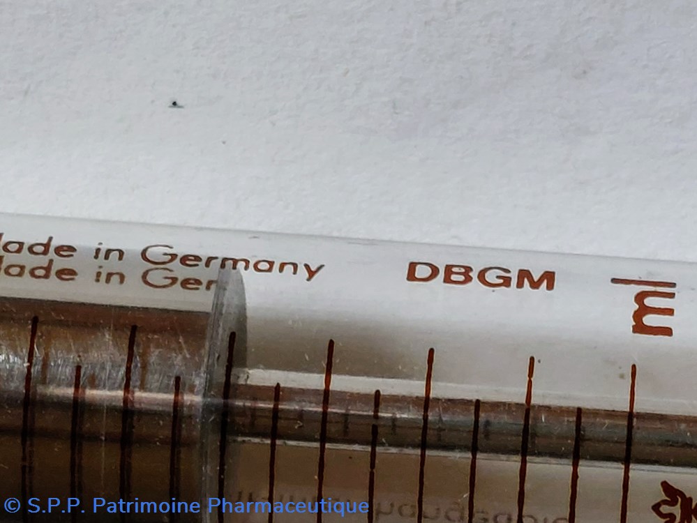 science pharmacie seringue en verre monture inox germany