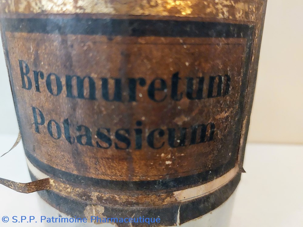 science pharmacie bromuretum potassicum