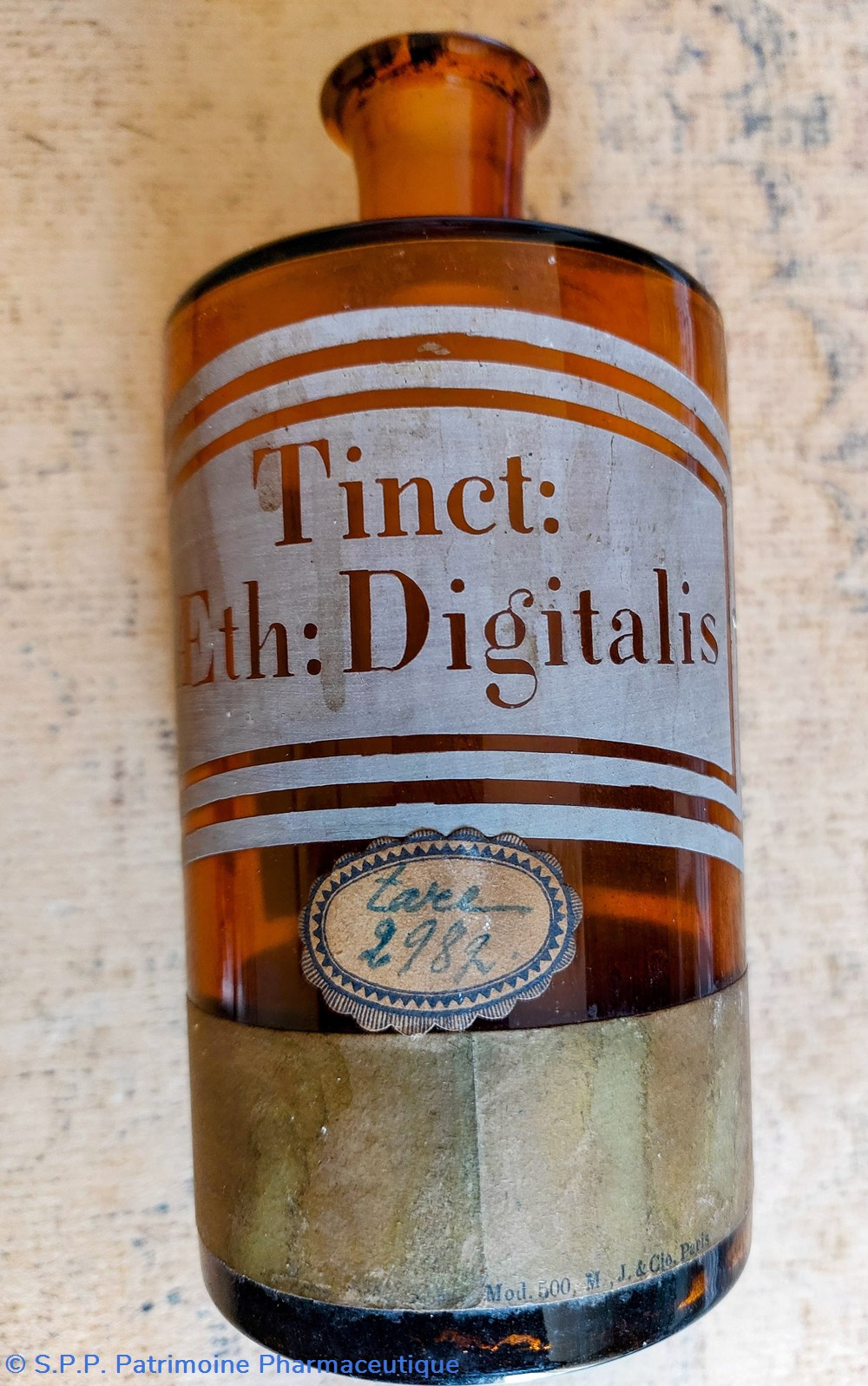 Flacon de Pharmacie en verre ambré Tinct Eth : Digitalis 2 science flacon de pharmacie en verre ambre tinct eth digitalis