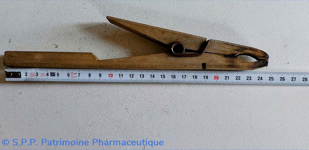 science pharmacie pinces en bois de tube a essais 15 et 24 cm