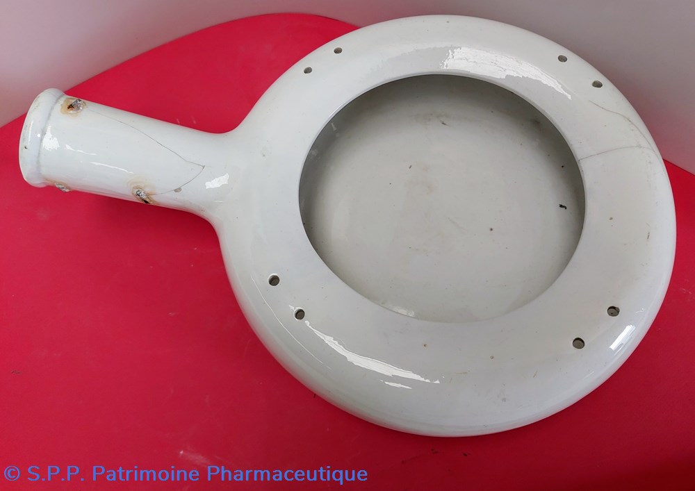 science pharmacie bassin de lit ceramique st amand et hamage