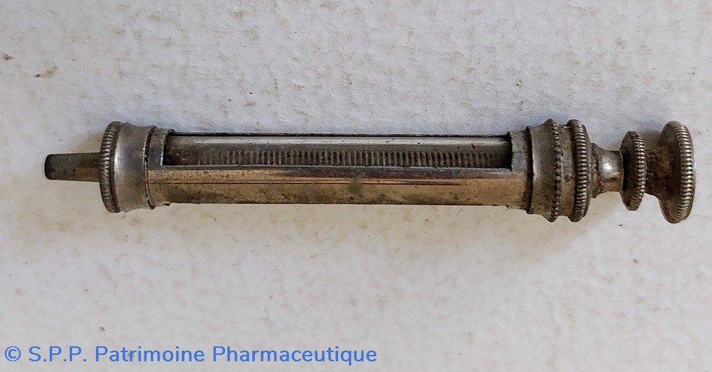 Seringue métal /corps en verre /piston gradué 5 science pharmacie seringue metal corps en verre piston gradue