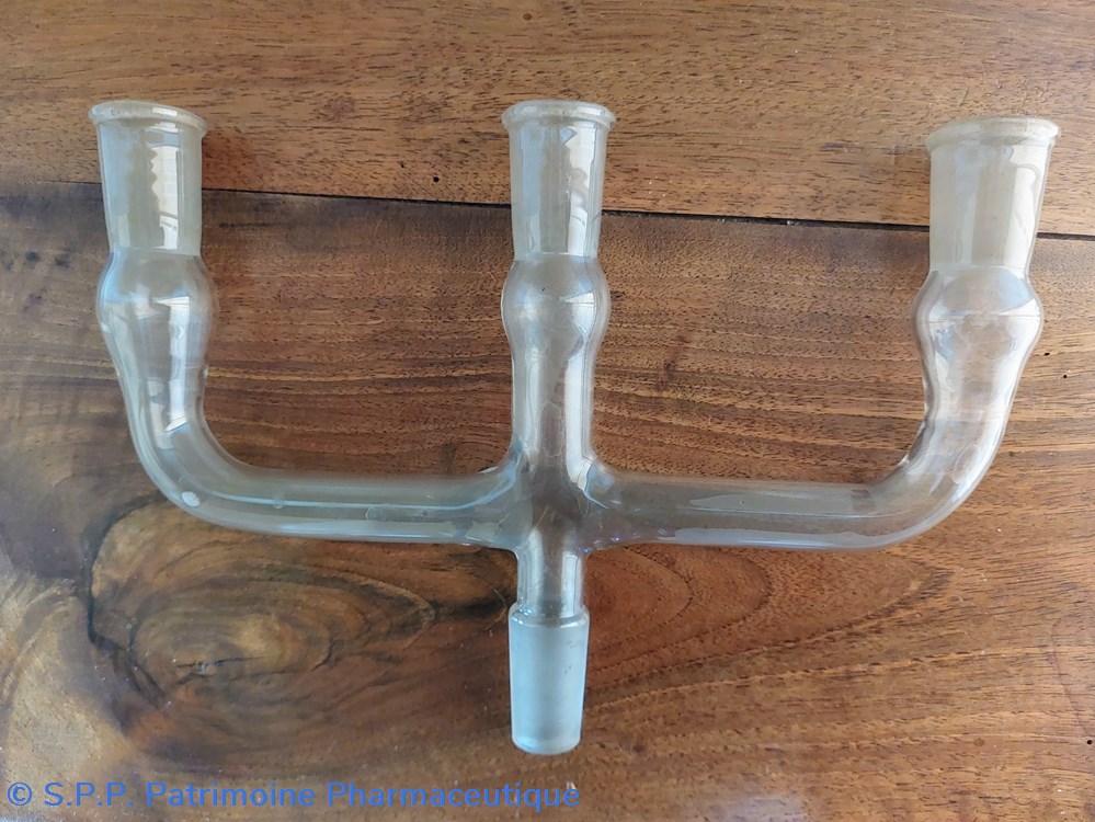 science pharmacie adaptateur de distillation 3 entrees 1 sortie