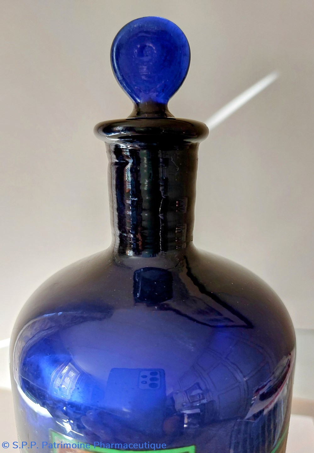 science pharmacie bleu bouteille eau de fleur oranger 26 cm