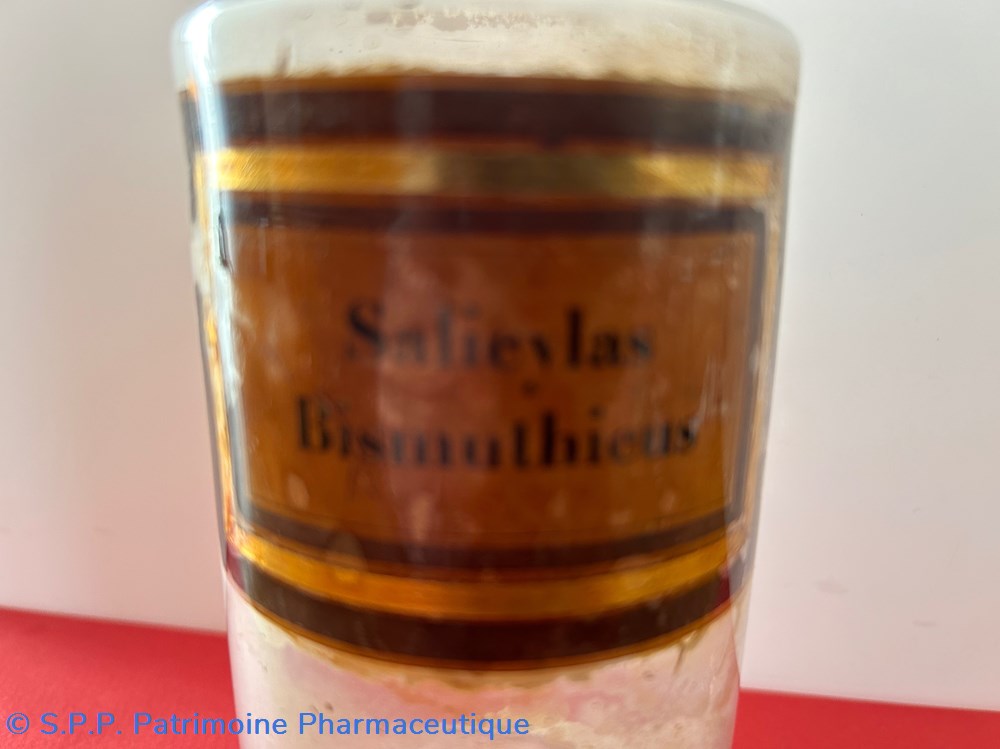 Salicylas Bismuthicus 2 science pharmacie salicylas bismuthicus