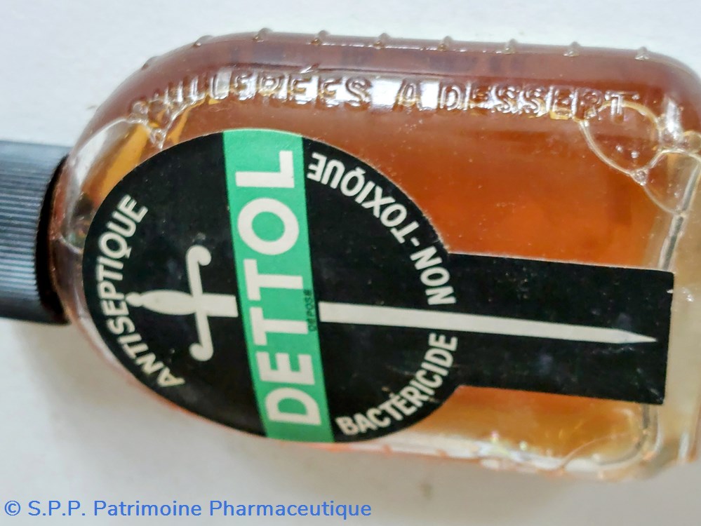 science pharmacie dettol bactericide a diluer