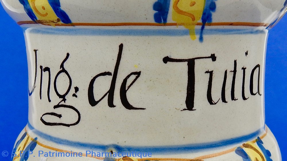 science pharmacie albarello a double renflement en faience de nevers