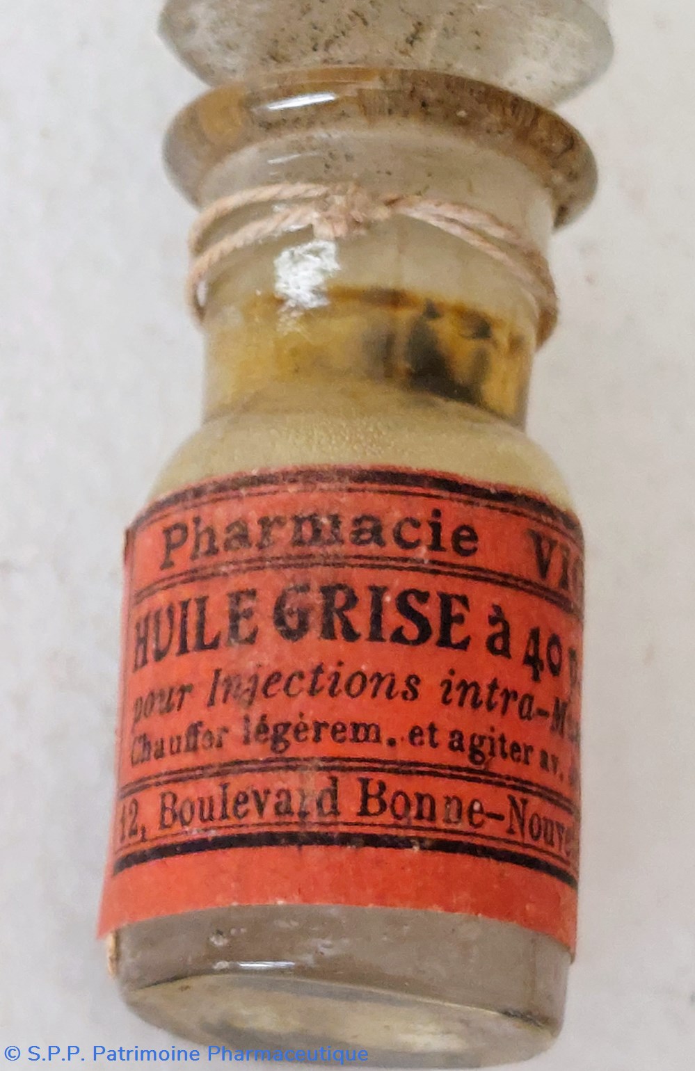 HUILE GRISE 40% cc. injections intramusculaires 5 science pharmacie huile grise 40 cc injections intramusculaires