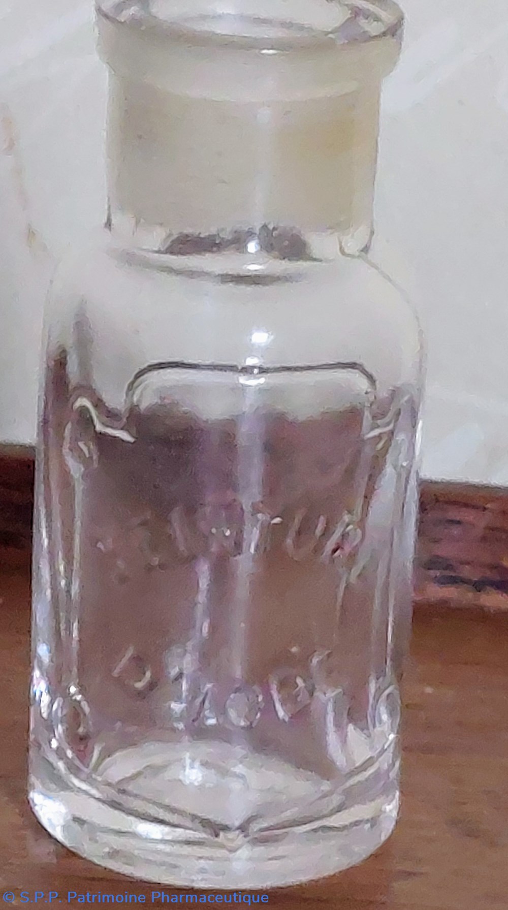 6 - Petit Flacon cylindrique " Teinture d'iode * 2 science pharmacie 6 petit flacon cylindrique teinture iode