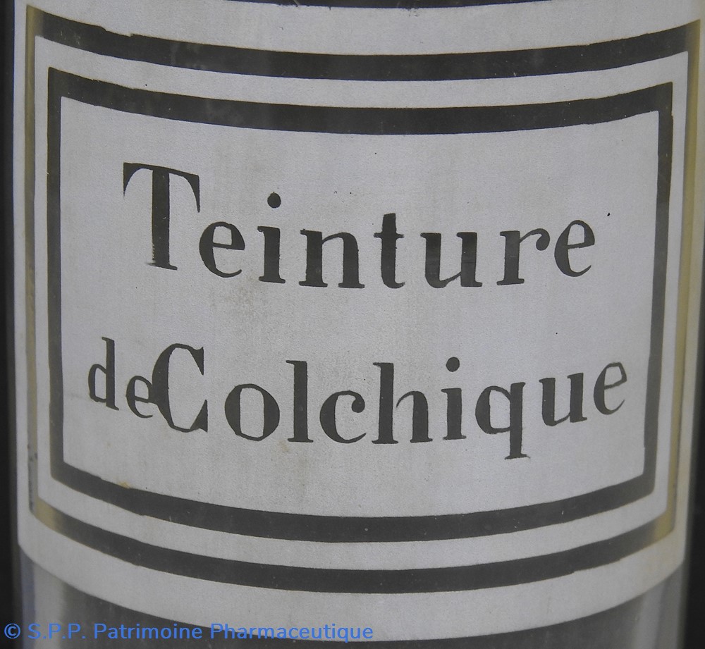 Flacon en verre petit modèle étiquette blanche Pharmacie RAVASSE science flacon en verre petit modele etiquette blanche pharmacie ravasse