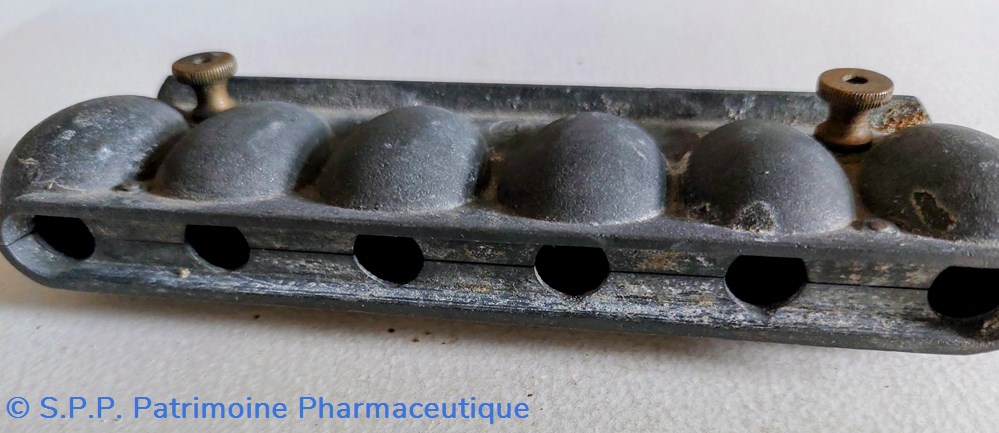 Moules à ovules science pharmacie moules a ovules