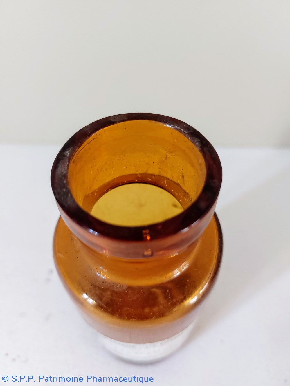 MENTHOL / Flacon verre 12 cm 5 science pharmacie menthol flacon verre 12 cm