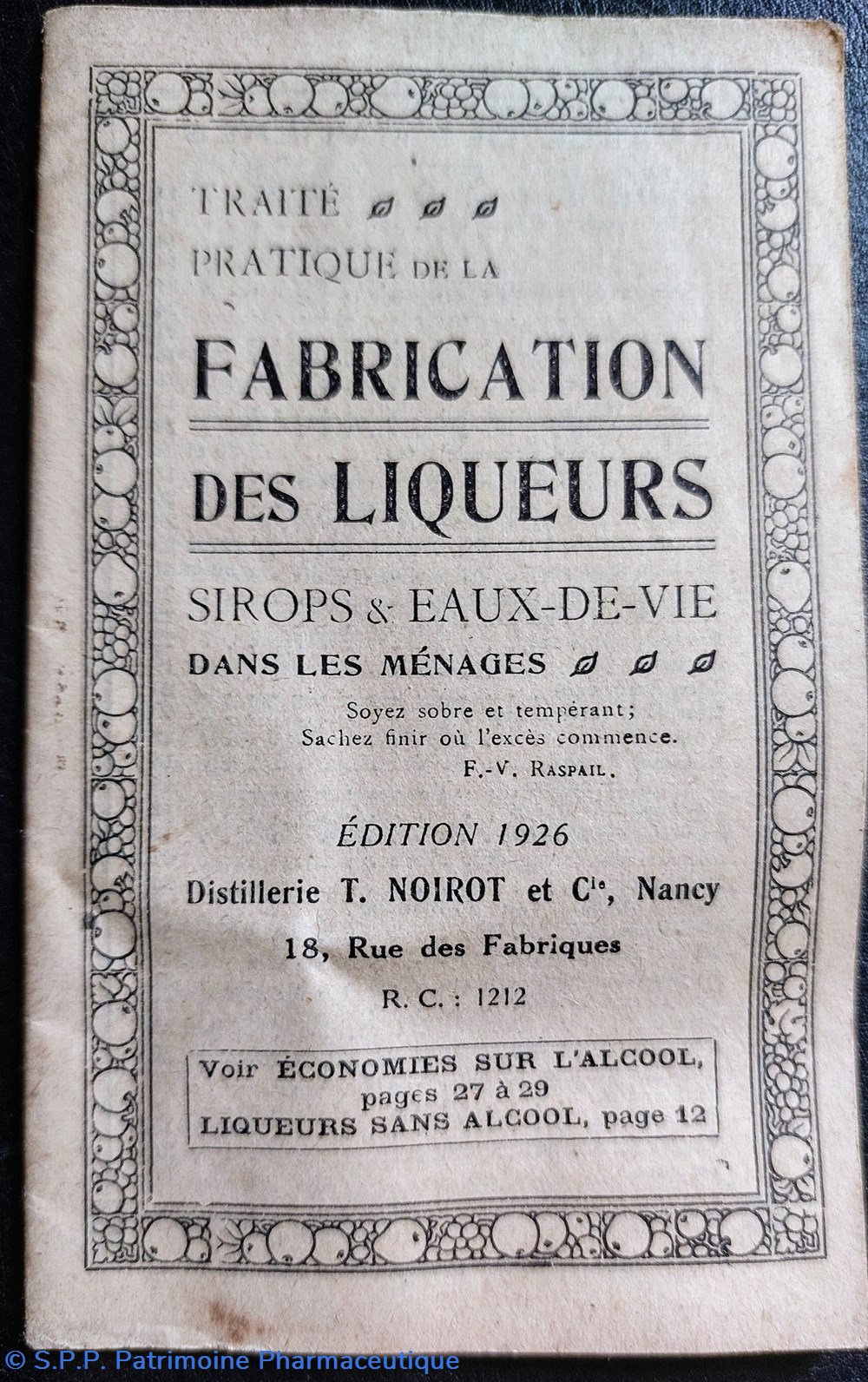 Traité de la fabrication des liqueurs T. Noirot objets publicitaires traite de la fabrication des liqueurs t noirot