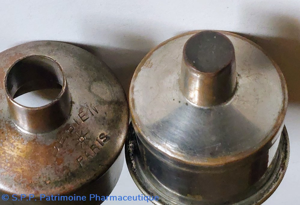 Matériel métallique BEBIEN paris 7 science pharmacie materiel metallique bebien paris