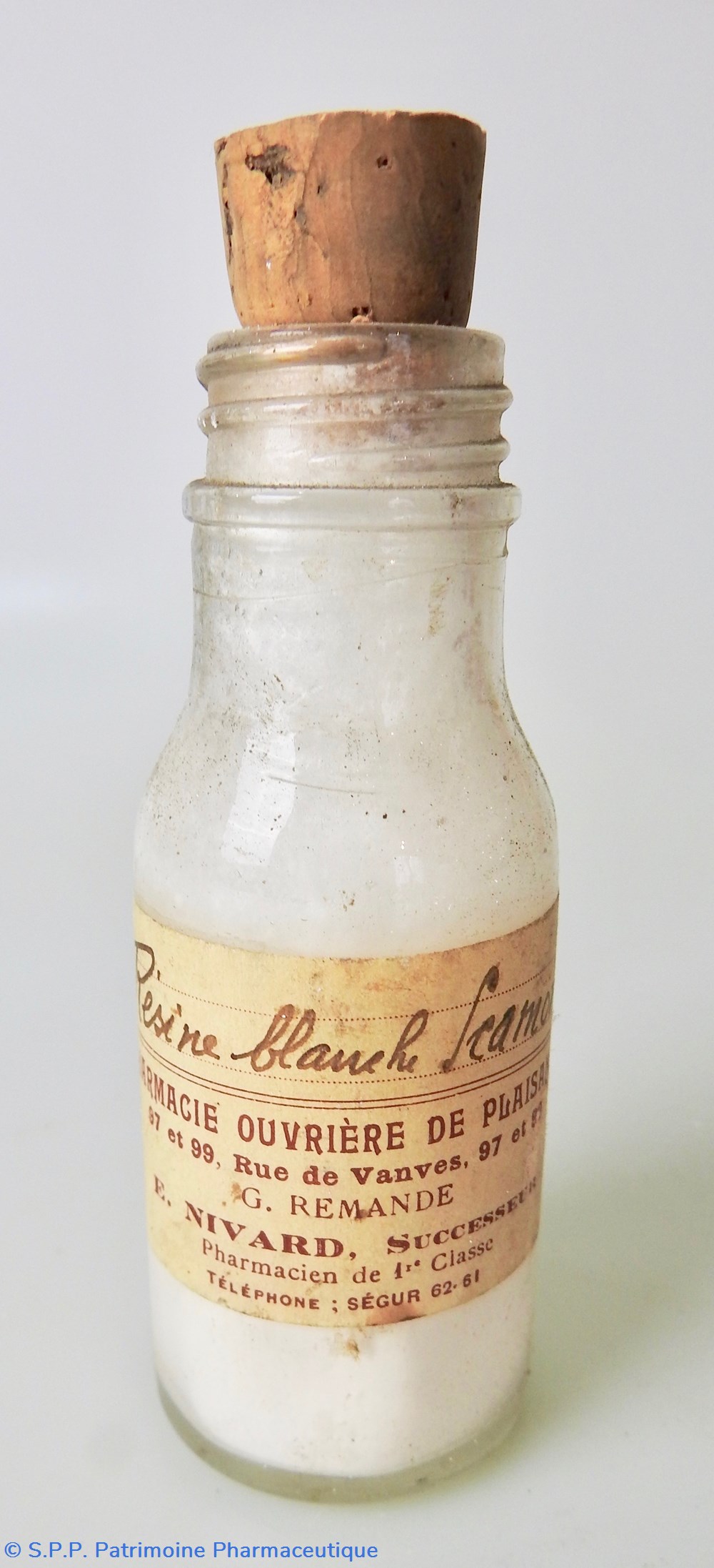 RÉSINE BLANCHE SCAMONÉE science pharmacie resine blanche scamonee
