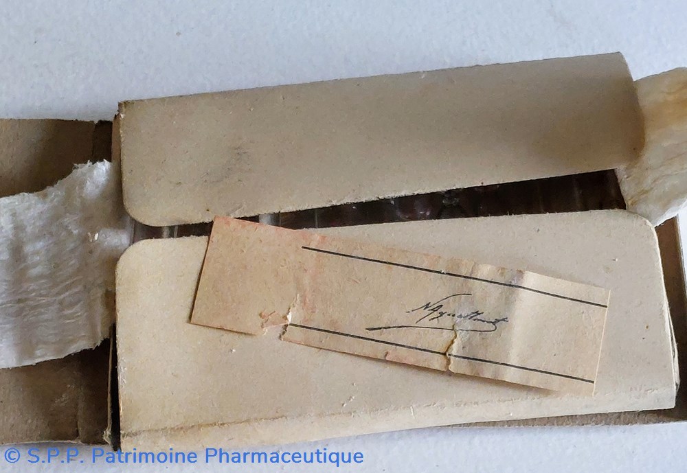 science ampoules sterilisees injections
