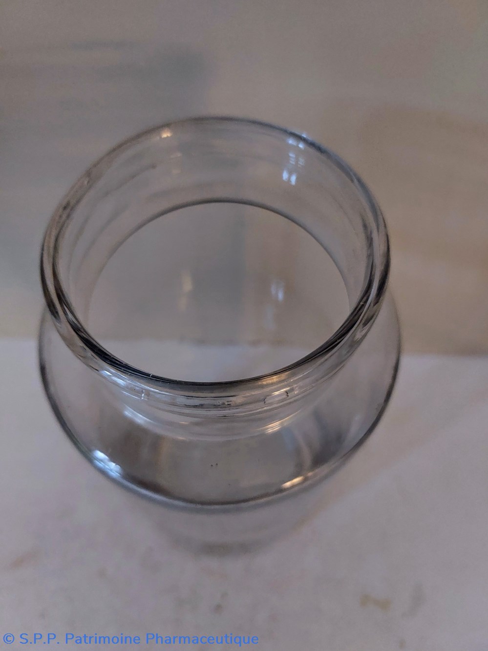 Pot de Pharmacie en verre blanc h 23. 5 cm 3 science pot de pharmacie en verre blanc h 23 5 cm