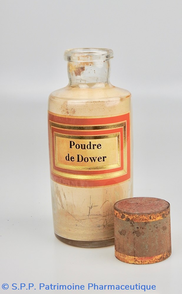 Flacon en verre petit modèle Pharmacie RAVASSE 3 science flacon en verre petit modele pharmacie ravasse