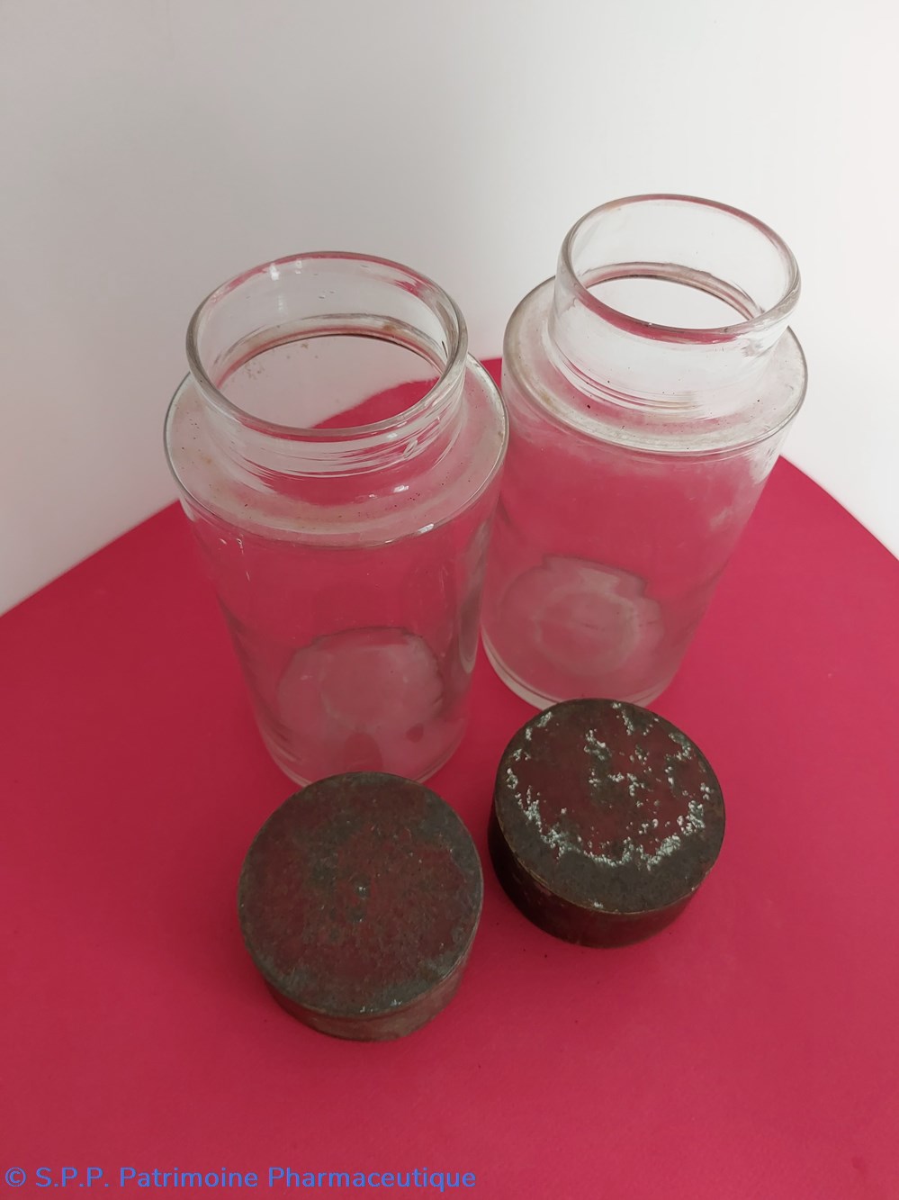 Pots en verre (lot de deux) 4 science pharmacie pots en verre lot de deux
