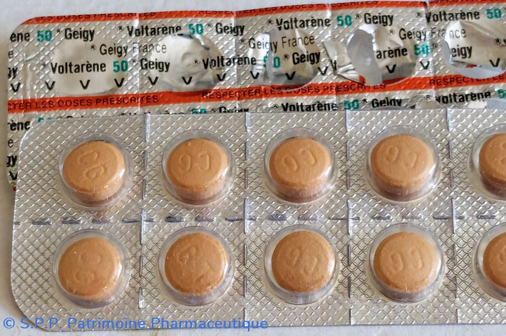 VOLTARÈNE 50 ( Comprimés) GEIGY 5 science voltarene 50 comprimes geigy