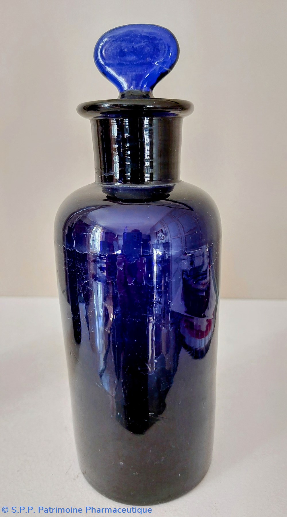 Bleu / Flacon de pharmacie verre bleu h 21 cm science bleu flacon de pharmacie verre bleu h 21 cm