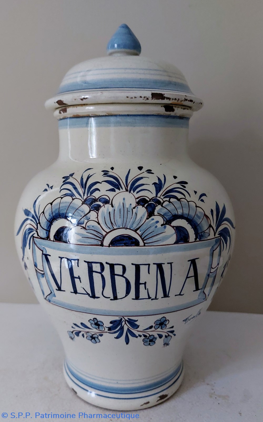 Pot de monstre " VERBEN A" Apotic'art science pharmacie pot de monstre verben a apotic art