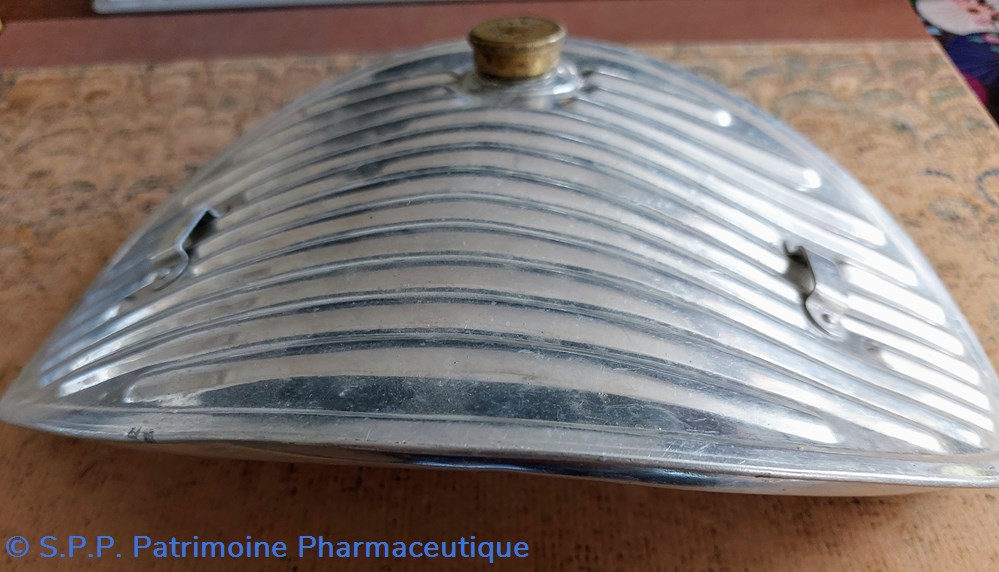 Bouillotte ventrale en aluminium STABIL D. R. P 5 science pharmacie bouillotte ventrale en aluminium stabil d r p